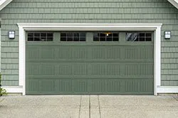 Expert Garage Doors  Roxbury, MA 617-639-3149 - residential-side